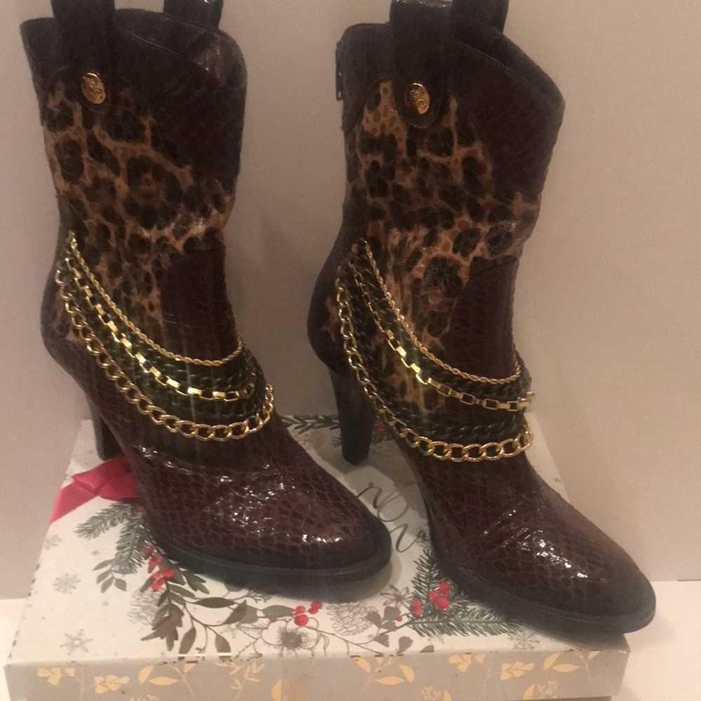J Renee Boots 👢
